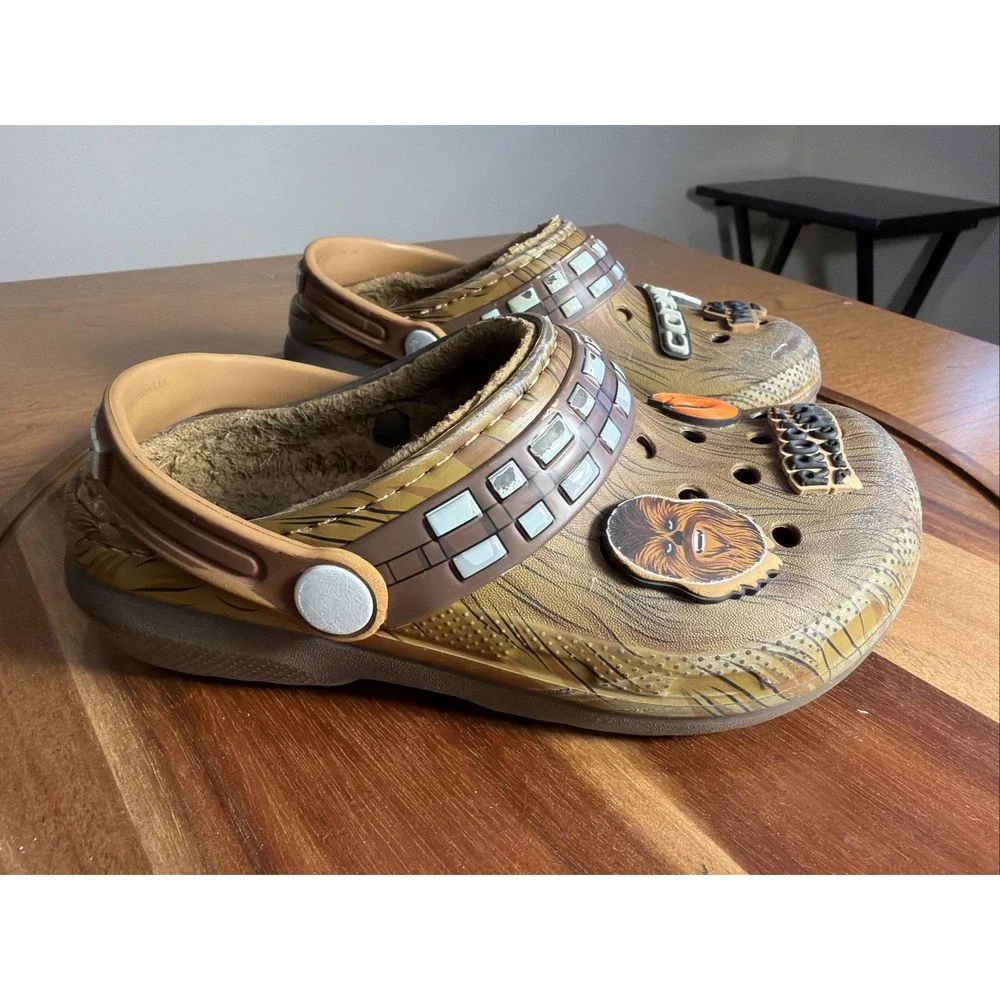 Crocs Star Wars Chewbacca Lined Clogs Brown Fuzzy Kids Size C13 Slip On Shoes